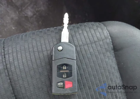 2011 Mazda Mazda6 I Touring z USA, uszkodzony, nr VIN 1YVHZ8CH2B5M21114